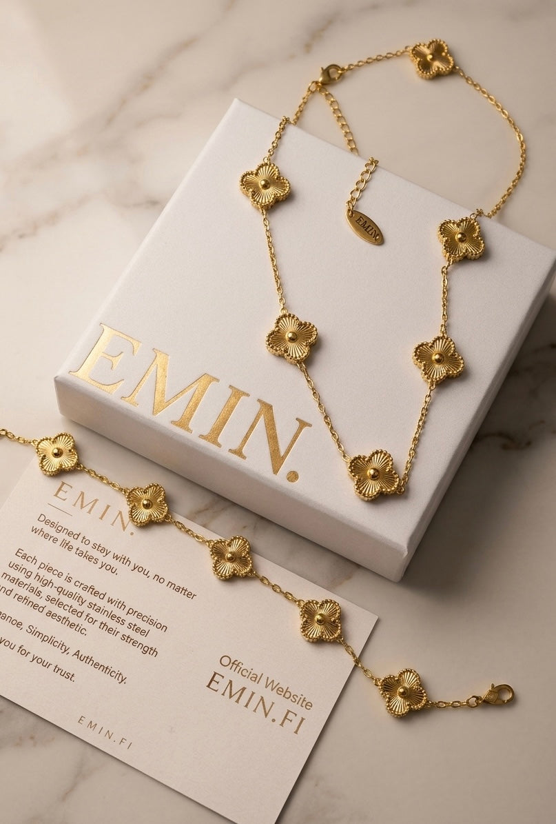 Gold Clover Set – Necklace, Bracelet, Ring & Earrings