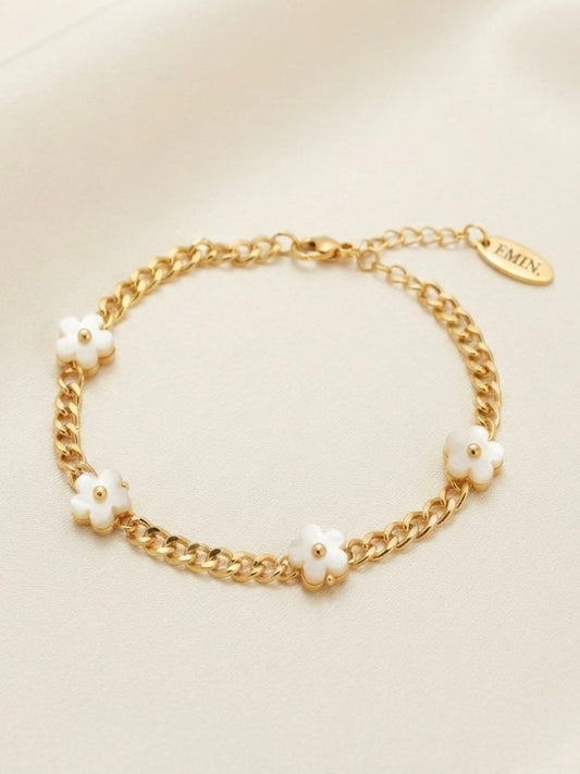 White Flower Bracelet – Gold