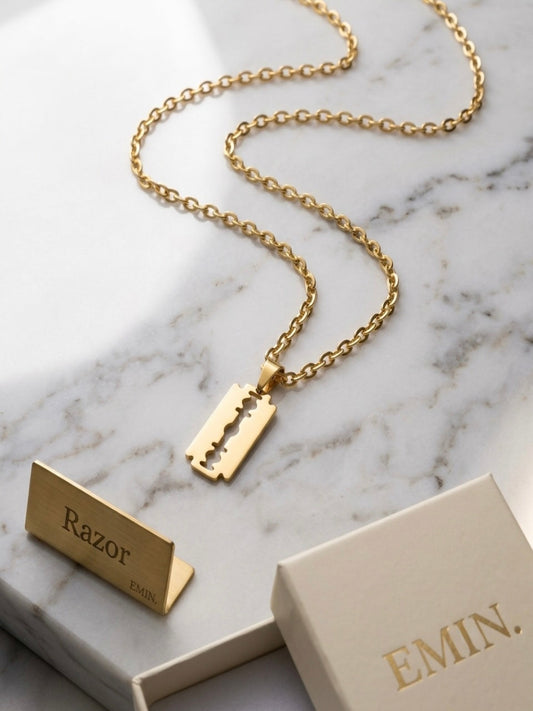 Razor Blade Necklace – 18K Gold Plated