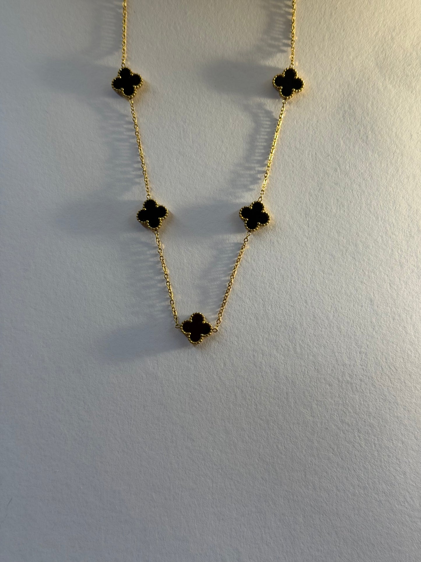 Black Clover Necklace | EMIN.