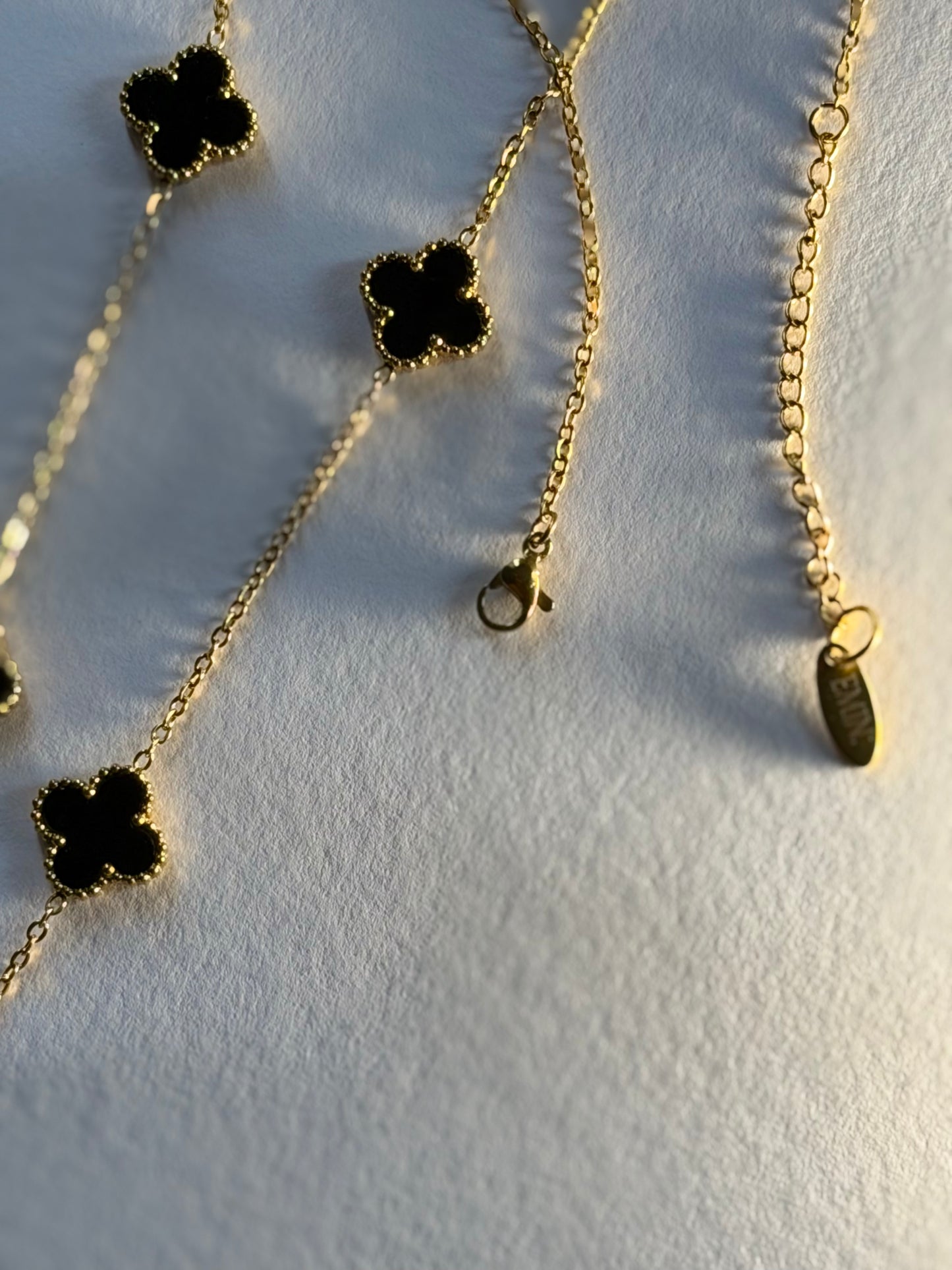 Black Clover Necklace | EMIN.