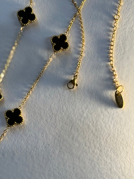 Black Clover Necklace | EMIN.